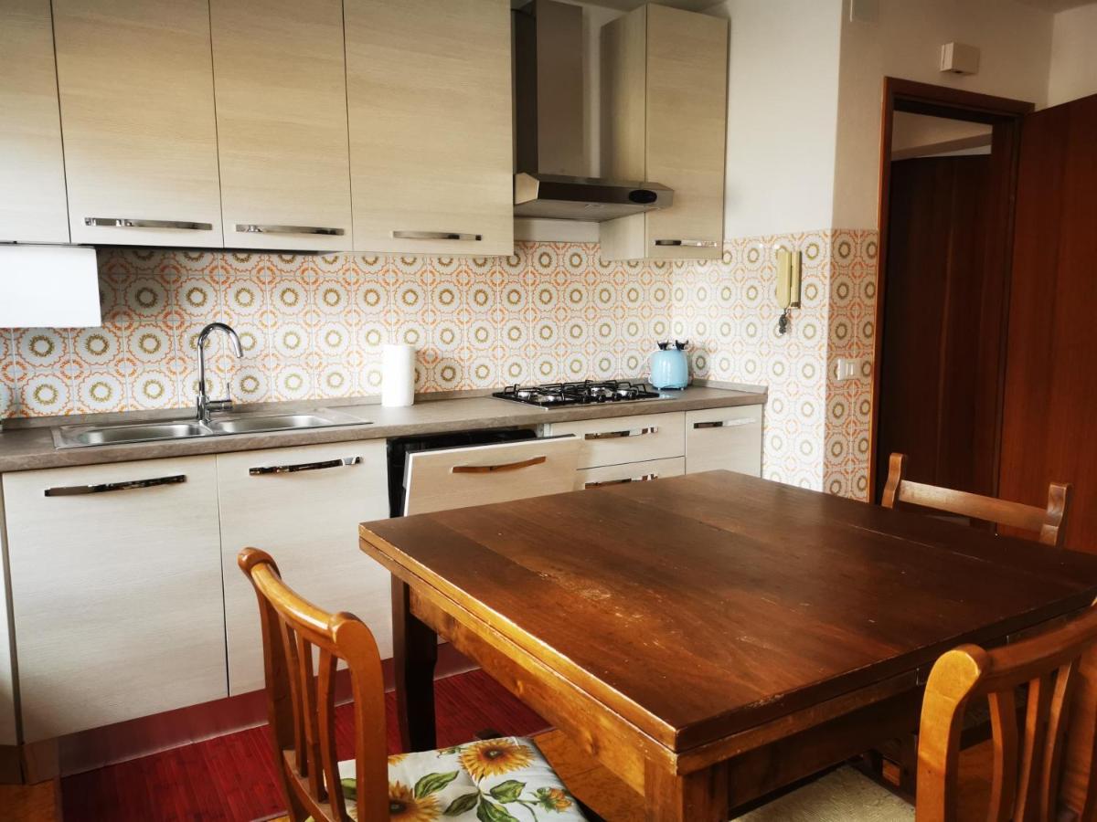 Spazioso E Completo Appartamento Con 3 Camere, Doppi Servizi, Fino A 8 Posti Letto Педавена Екстер'єр фото