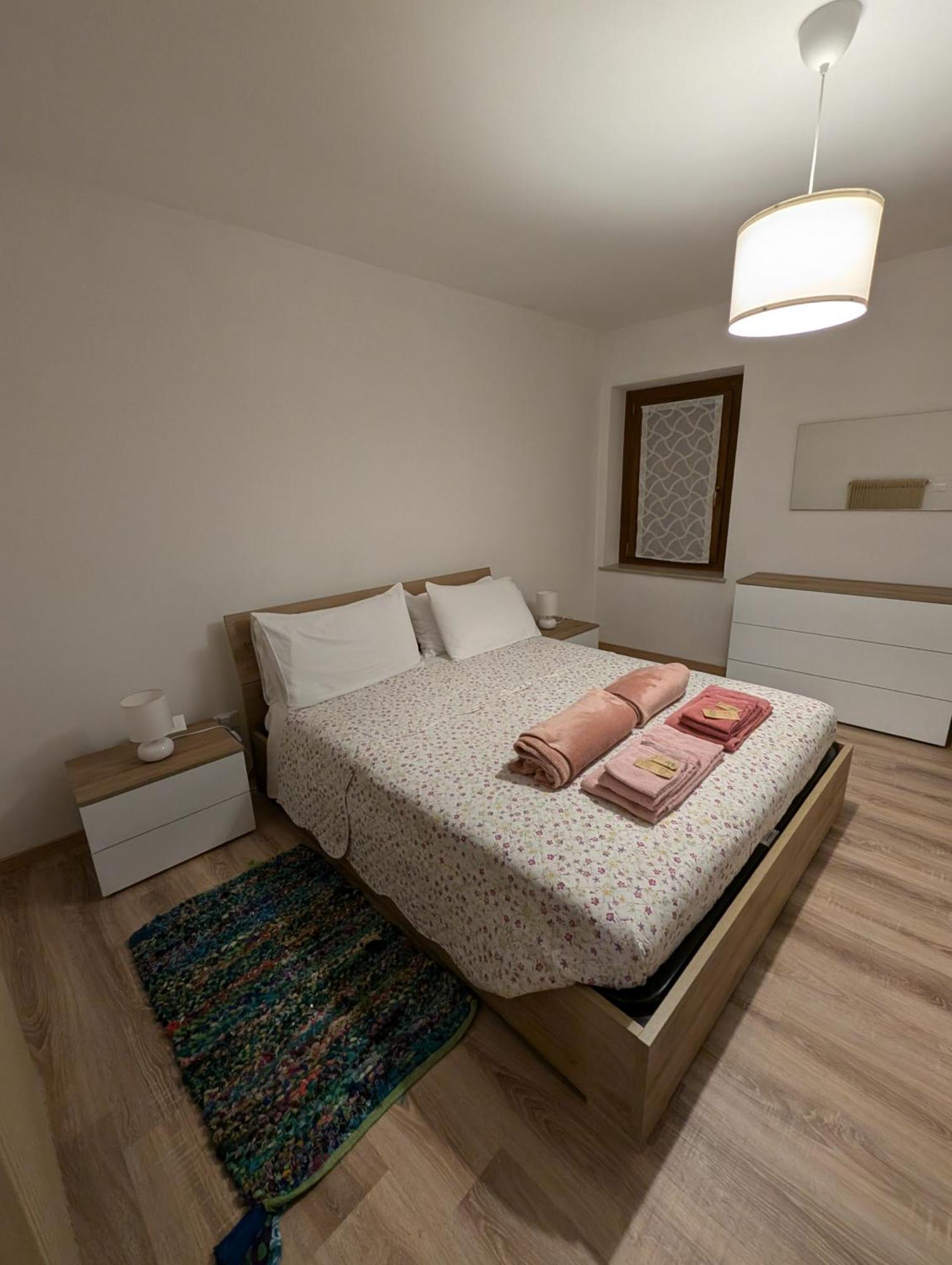 Spazioso E Completo Appartamento Con 3 Camere, Doppi Servizi, Fino A 8 Posti Letto Педавена Екстер'єр фото